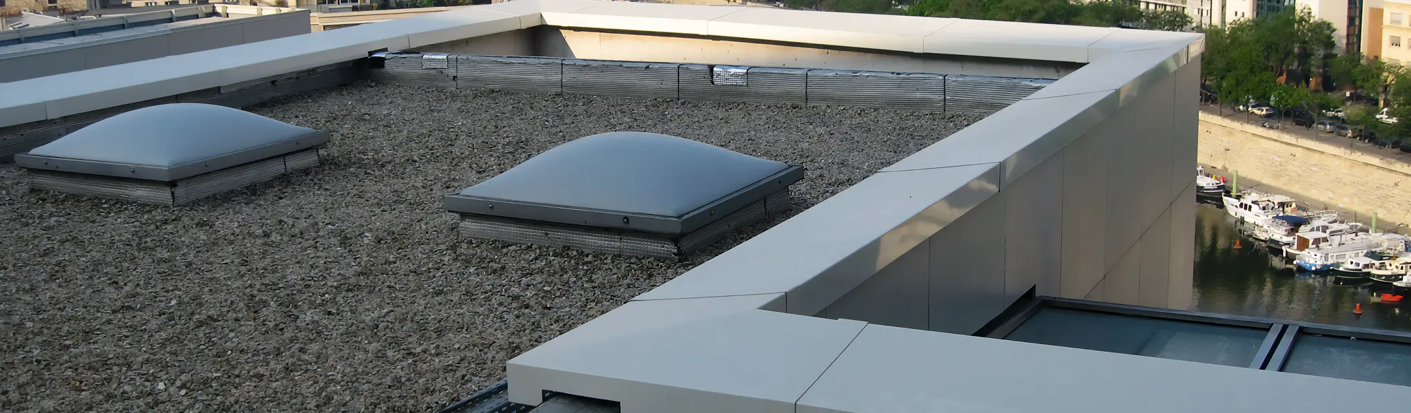 Couvernet : Système de couvertine sur mesure en aluminium